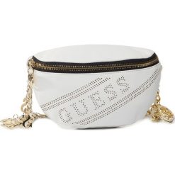 Saszetka nerka GUESS - Not Coordinated Belts BW7327 P0220 WHI. Białe nerki damskie Guess, z aplikacjami, ze skóry ekologicznej, młodzieżowe, bez dodatków. W wyprzedaży za 339,00 zł.