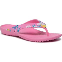 Japonki CROCS - Kadee II Printed Flip W 205998 Tropical Floral/Pink Lemonade. Różowe klapki damskie Crocs, bez wzorów, z tworzywa sztucznego, bez obcasa. Za 89,00 zł.