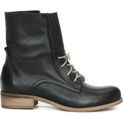 Botki - skóra naturalna - model 461 - kolor czarny. Czarne botki damskie Zapato, ze skóry, bez obcasa, bez zapięcia. W wyprzedaży za 319,20 zł.