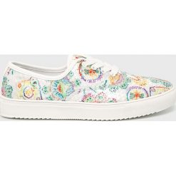 Desigual - Tenisówki. Białe trampki i tenisówki damskie Desigual, bez wzorów, ze skóry, na sznurówki. W wyprzedaży za 159,90 zł.