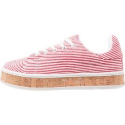 Trampki damskie slip on: Hot Soles Tenisówki i Trampki red