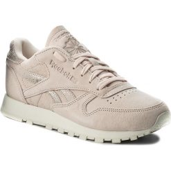 Buty Reebok - Cl Lthr Shimmer BS9865 Pale Skin/Silver/Chalk. Różowe półbuty damskie Reebok, bez wzorów, ze skóry, bez obcasa, na płaskiej podeszwie, bez zapięcia. W wyprzedaży za 279,00 zł.
