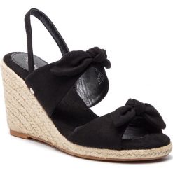 Espadryle PEPE JEANS - Shark Honey PLS90383 Black 999. Czarne espadryle damskie Pepe Jeans, bez wzorów, z jeansu, bez obcasa, na obcasie. W wyprzedaży za 139,00 zł.