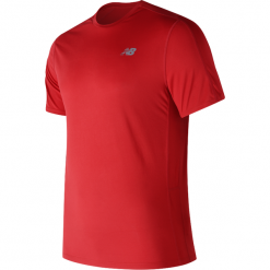New Balance MT73061REP. Czerwone t-shirty męskie marki New Balance, s, z materiału, do biegania. Za 99,99 zł.