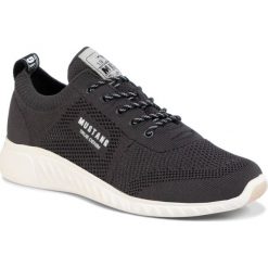 Sneakersy MUSTANG - 1315-307-9 Schwarz. Czarne półbuty damskie Mustang, z tworzywa sztucznego. Za 289,00 zł.
