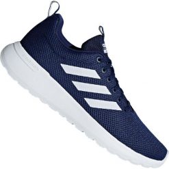 Buty biegowe adidas Lite Racer Cln M B96566. Białe buty sportowe męskie Adidas, na wiosnę, z tkaniny, z paskami, do biegania. W wyprzedaży za 289,00 zł.