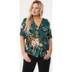 Zielona Koszula Sociology. Zielone bluzki damskie Born2be, xl, w kwiaty, bez kołnierzyka, bez rękawów. Za 59,99 zł.