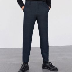 Eleganckie spodnie slim - Granatowy. Niebieskie spodnie męskie Reserved, s, bez wzorów, eleganckie. Za 199,99 zł.