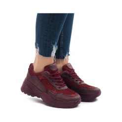 Bordowe obuwie sportowe sneakersy BY-080. Czerwone buty sportowe damskie ButyModne, bez wzorów, sportowe. Za 69,00 zł.