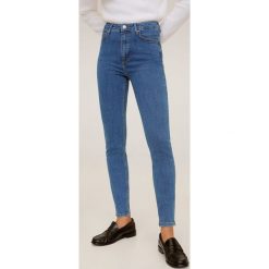 Mango - Jeansy Noa. Niebieskie rurki damskie Mango, bez wzorów, z elastanu. Za 119,90 zł.
