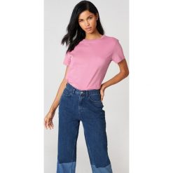 NA-KD Basic T-shirt oversize - Pink. Różowe t-shirty damskie marki NA-KD Basic, z bawełny. W wyprzedaży za 21,18 zł.