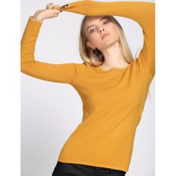 Żółty Sweter Second-Class. Żółte swetry klasyczne damskie marki Born2be, l, z dekoltem w łódkę. Za 49,99 zł.