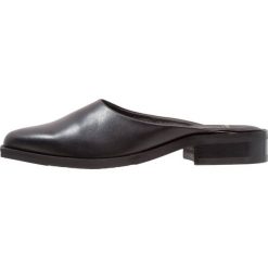 Klapki damskie: Royal RepubliQ PRIME SQUARE MULE Klapki black