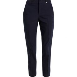 Chinosy damskie: s.Oliver RED LABEL SHAPE Chinosy navy