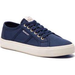 Tenisówki GANT - Zoee 18538443 Marine G69. Niebieskie półbuty damskie GANT, bez wzorów, z gumy, bez zapięcia. W wyprzedaży za 209,00 zł.