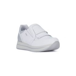 Buty Igi co NAPPA BIANCO. Białe trampki i tenisówki damskie marki Igi co, bez wzorów, bez zapięcia. Za 282,17 zł.
