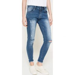 Answear - Jeansy By the way. Niebieskie jeansy damskie marki ANSWEAR. W wyprzedaży za 79,90 zł.