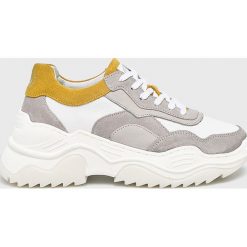 Bullboxer - Buty. Szare buty sportowe damskie Bullboxer, bez wzorów, ze skóry, sportowe. W wyprzedaży za 199,90 zł.