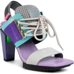 Sandały UNITED NUDE - Lev Sport Sandal Hi 1052362814951 Azure. Szare klapki damskie United Nude, bez wzorów, ze skóry, bez obcasa. W wyprzedaży za 839,00 zł.