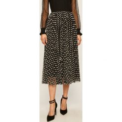 Red Valentino - Spódnica. Czarne spódniczki damskie Red Valentino, na co dzień, bez wzorów, z poliesteru, casualowe, midi, rozkloszowane. Za 2999,00 zł.