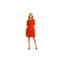 Sukienki Moe M018 Elegancka sukienka z kontrafałdą. Czerwone sukienki damskie koktajlowe marki Moe, s, oversize. Za 99,00 zł.