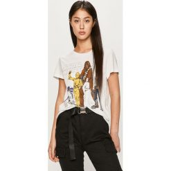 Only - T-shirt. Białe bluzki damskie ONLY, s, z nadrukiem, z bawełny, casualowe, z okrągłym kołnierzem, z krótkim rękawem. Za 89,90 zł.