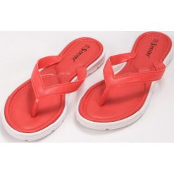 Gumowe japonki. Klapki damskie SEASTAR, bez wzorów, z gumy, bez obcasa. Za 32,90 zł.
