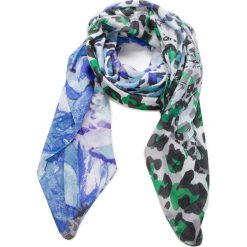 Chusta GUESS - AW7810 POL03 BLU. Niebieskie chusty damskie Guess, z materiału. Za 219,00 zł.