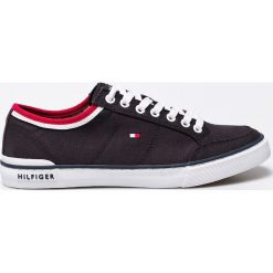 Tommy Hilfiger - Tenisówki. Niebieskie trampki męskie TOMMY HILFIGER, bez wzorów, z materiału, na sznurówki. Za 299,90 zł.