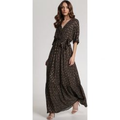 Czarno-Zielona Sukienka Avata. Czarne sukienki damskie Renee, s, w kwiaty, z tkaniny, bez kołnierzyka, z krótkim rękawem, krótkie, mini, kopertowe. Za 99,99 zł.