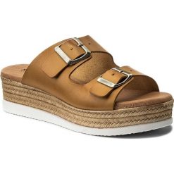 Klapki SERGIO BARDI - Beinette SS127310118KD 103. Pomarańczowe klapki damskie Sergio Bardi, bez wzorów, ze skóry, bez obcasa. W wyprzedaży za 159,00 zł.