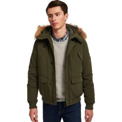 Kurtka zimowa w kolorze khaki. Brązowe płaszcze męskie Polo Club Men, na zimę, s, z aplikacjami, bez kaptura. W wyprzedaży za 482,95 zł.