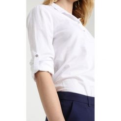 Bluzki asymetryczne: Stefanel CAMICIA CON APERTURA DAVANTI Bluzka base optical white