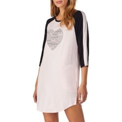 Koszula nocna DKNY 12319484. Koszule nocne damskie DKNY New York, bez wzorów, bez kołnierzyka, bez rękawów. Za 329,00 zł.