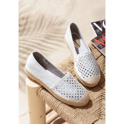 Niebieskie Espadryle Brotherly. Niebieskie espadryle damskie Renee, bez wzorów, bez obcasa. Za 79,99 zł.