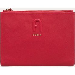 Furla - Kopertówka skórzana Rita. Czerwone kopertówki damskie Furla, w paski, z poliesteru, duże, bez dodatków. Za 599,90 zł.