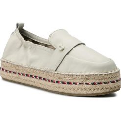 Espadryle TOMMY HILFIGER - Colorful Rope Flat Espadrille FW0FW03794 Whisper White 121. Brązowe espadryle damskie TOMMY HILFIGER, bez wzorów, ze skóry ekologicznej, bez obcasa, na obcasie. W wyprzedaży za 259,00 zł.
