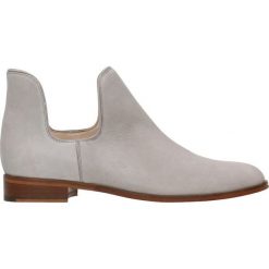 Botki NEVIA. Szare botki damskie Gino Rossi, ze skóry, eleganckie, bez obcasa, na płaskiej podeszwie, bez zapięcia. Za 249,90 zł.