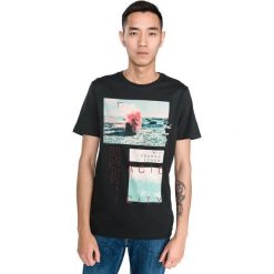 Jack & Jones Chillen Koszulka Czarny. Czarne podkoszulki męskie Jack & Jones, xl, z nadrukiem, z bawełny, bez kołnierzyka, krótkie. Za 66,95 zł.