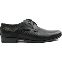 Półbuty męskie Łukbut. Czarne buty wizytowe męskie Łukbut, ze skóry, bez zapięcia. Za 269,00 zł.