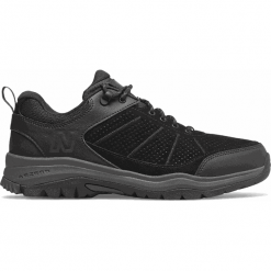 New Balance MW1201BK. Czarne buty trekkingowe męskie marki New Balance, na zimę, z zamszu. W wyprzedaży za 249,99 zł.
