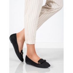 ZAMSZOWE BALERINY. Baleriny damskie SHELOVET, bez wzorów, z zamszu, bez obcasa. Za 58,90 zł.