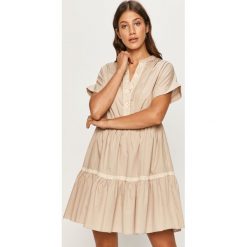 Answear - Sukienka. Brązowe sukienki damskie ANSWEAR, na co dzień, s, z aplikacjami, z bawełny, casualowe, bez kołnierzyka, z krótkim rękawem, krótkie, mini, rozkloszowane. Za 159,90 zł.