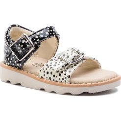 Sandały CLARKS - Crown Bloom T 261411236 Black Interest. Czarne sandały dziewczęce Clarks, ze skóry ekologicznej, bez zapięcia. W wyprzedaży za 149,00 zł.