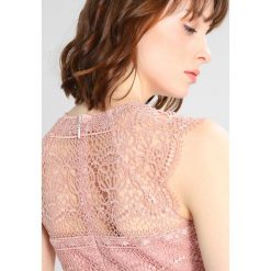 Sukienki: Chi Chi London AMBRA Sukienka koktajlowa pink