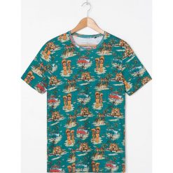 T-shirt z nadrukiem all over - Zielony. Zielone t-shirty męskie House, s, z nadrukiem, bez kołnierzyka. W wyprzedaży za 29,99 zł.