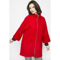 Medicine - Płaszcz Comfort Zone. Czerwone kurtki damskie MEDICINE, s, z poliesteru. Za 179,90 zł.
