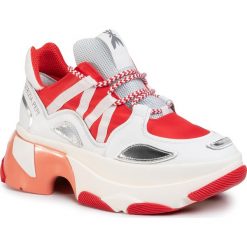 Sneakersy PATRIZIA PEPE - 2V9428/A6Q4-J3CA Red/Flash/Silver. Czerwone półbuty damskie Patrizia Pepe, na co dzień, bez wzorów, ze skóry ekologicznej, bez obcasa, na płaskiej podeszwie, bez zapięcia. Za 1339,00 zł.