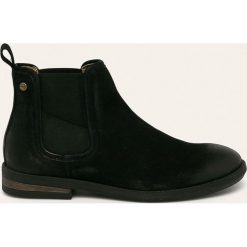 Wrangler - Sztyblety. Czarne buty wizytowe męskie Wrangler, ze skóry, bez zapięcia. Za 399,90 zł.