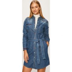 Desigual - Sukienka. Niebieskie sukienki damskie Desigual, na co dzień, bez wzorów, z bawełny, casualowe, bez kołnierzyka, z długim rękawem, długie, maxi, proste. Za 449,90 zł.